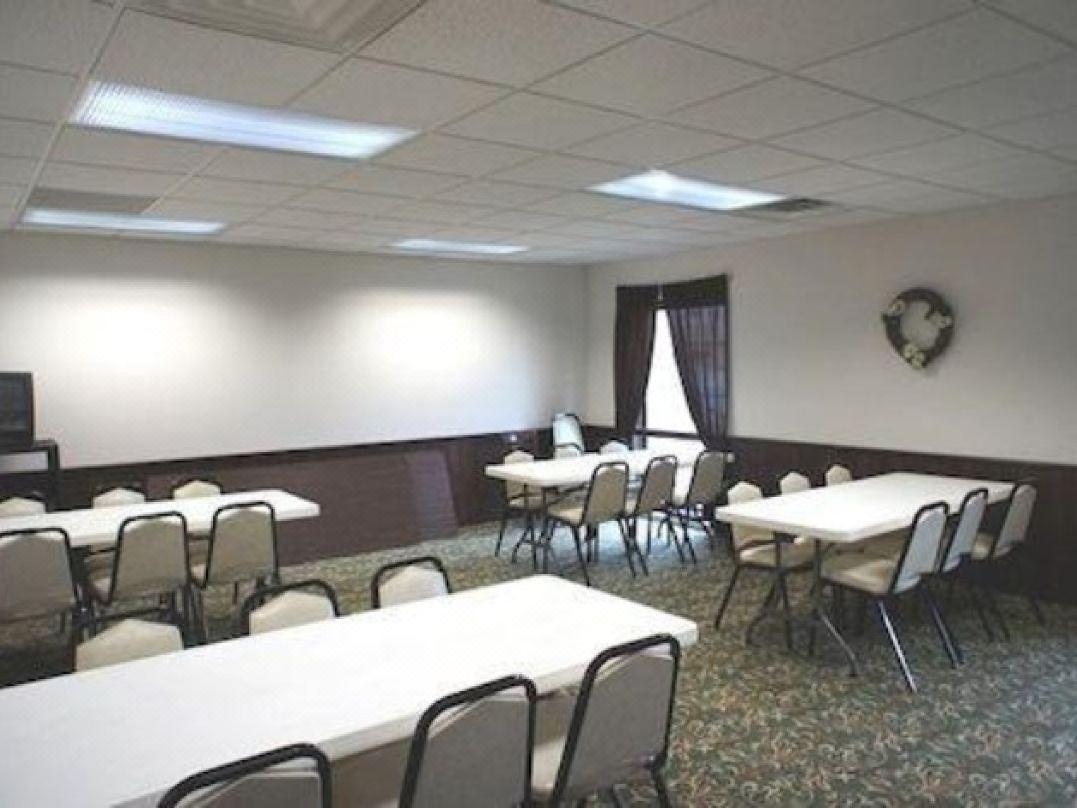 Econo Lodge Inn & Suites Wisconsin Dells Exterior foto